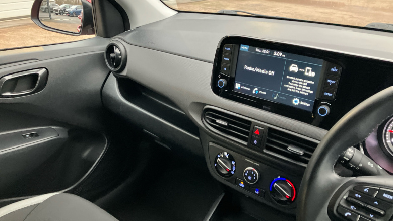 Hyundai i10 1.2 MPi SE Connect 5dr Petrol Hatchback